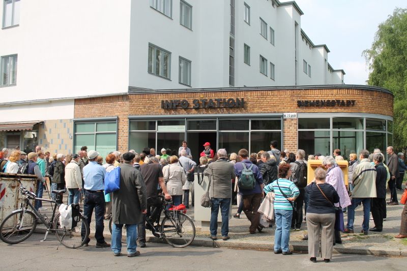 Hinweistafel zur Ringsiedlung