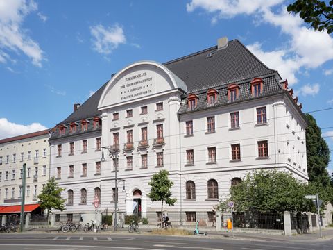 Janusz-Korczak-Bibliothek Außenanblick