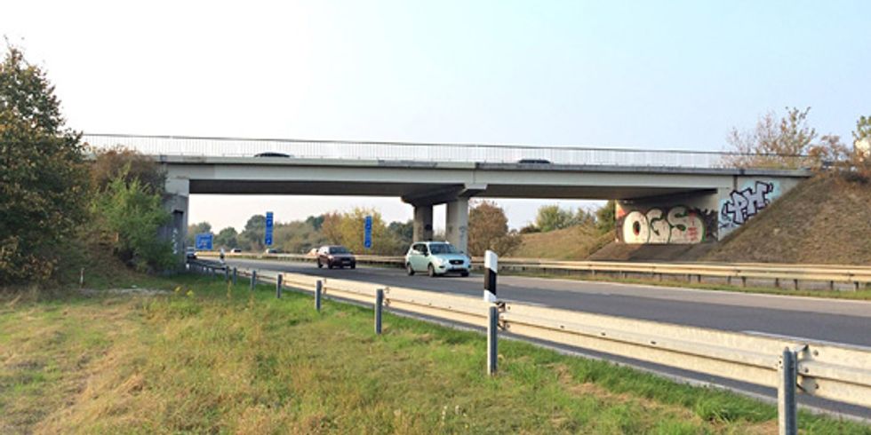 Westliche Bucher-Straßen-Brücke im Bestand