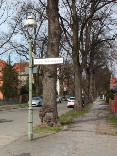 Starßenschield "An der Heilenweide"