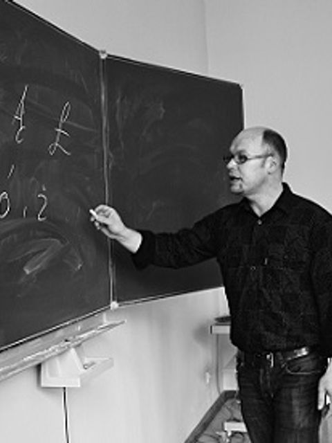 Foto des Kursleitenden Artur Kolasiński
