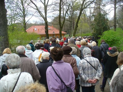 Vorbei am Park-Café, Foto: KHMM
