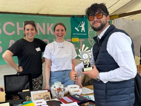 Stand "Geschenke aus aller Welt"