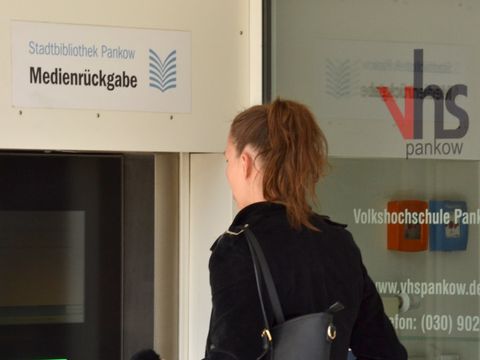 Medienrückgabe Außen