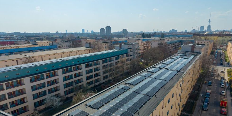 Neue Photovoltaikanlage in der Carl Legien Wohnsiedlung
