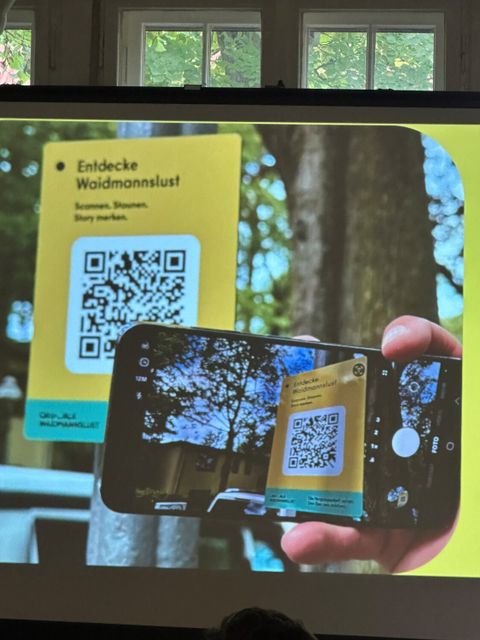 Mit dem neuen QR-WALK auf Entdeckungstour durch Waidmannslust (Bild: BA Reinickendorf)