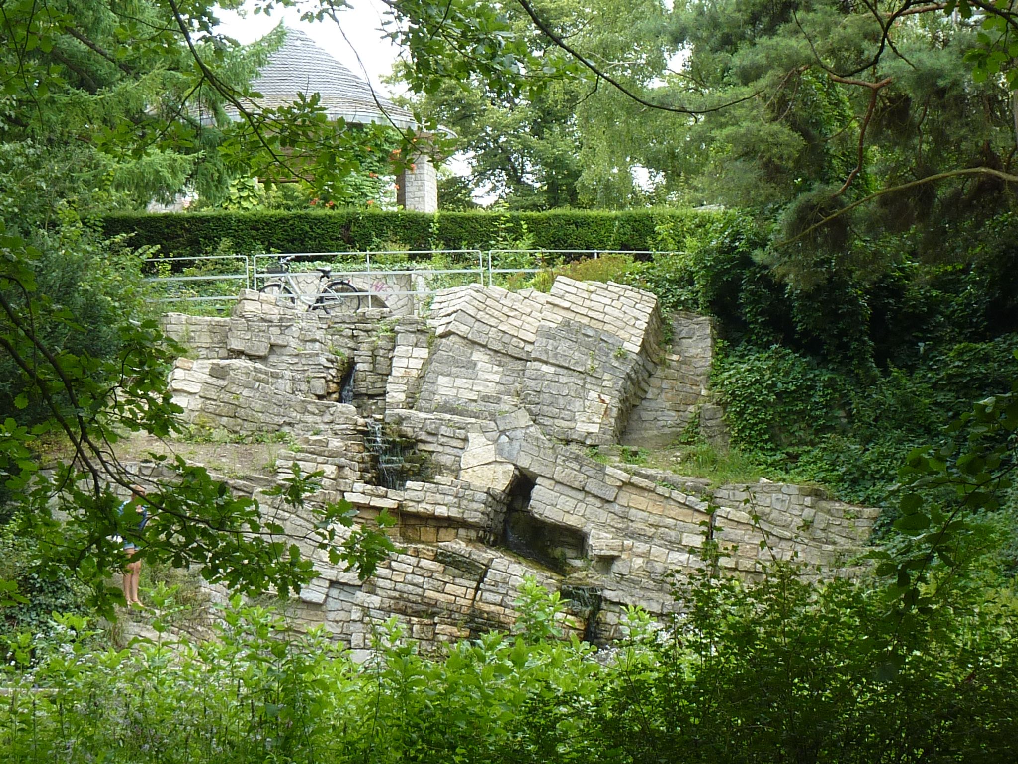 Kaskade mit Pavillon, Foto: KHMM