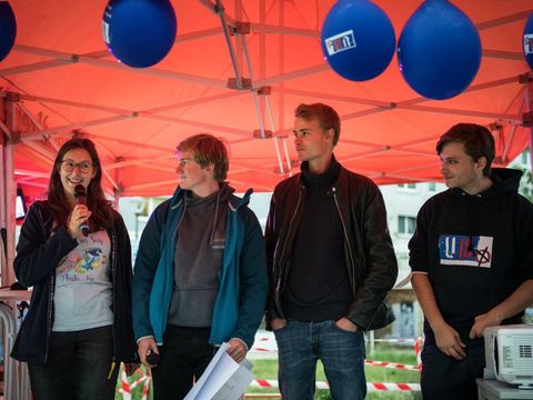 Die KJP-PowerGroup hat den Kinder- und Jugendentscheid ins Leben gerufen (v.l.n.r.: Maya Richter, Tom Heine, Laurenz Terl und Jeremy Jarsetz)