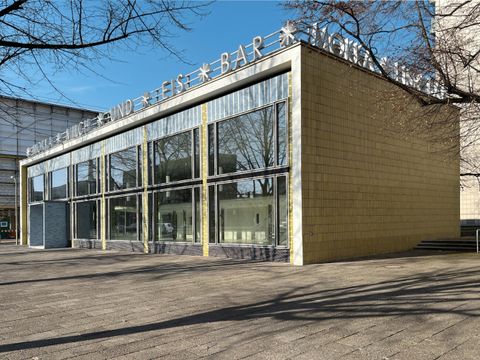 Pavillon, ehemals „Mokka, Milch und Eisbar"