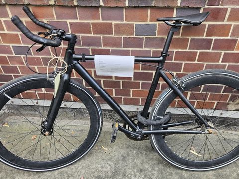 Schwarzes Fahrrad
