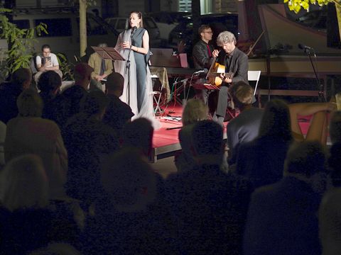 Josefine Göhmann (Sopran), Tilmann Albrecht (Cembalo) und Andreas Arnold (Laute) begeistern ihr Publikum.