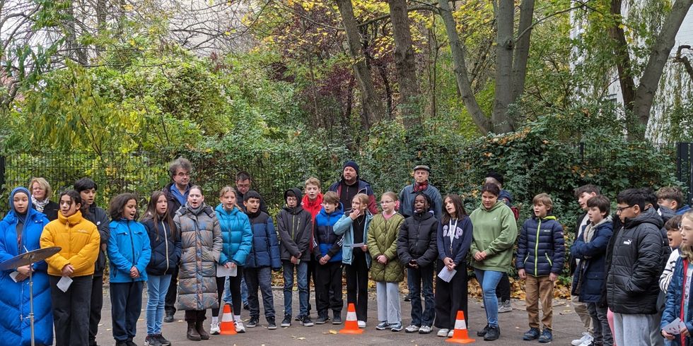 Novemberpogrome 1938 - Veranstaltung der Cäciliengrundschule