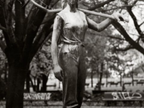 Aufbauhelferin Berlin-Mitte, Rathausstraße, 1952/53 von Fritz Cremer