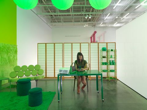 Installation view, Nothing New, New Museum, New York. October 12, 2023 –March 3, 2024 (Bild: Puppies Puppies (Jade Guanaro Kuriki-Olivo))