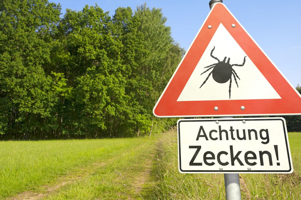 Achtung Zecken Schild