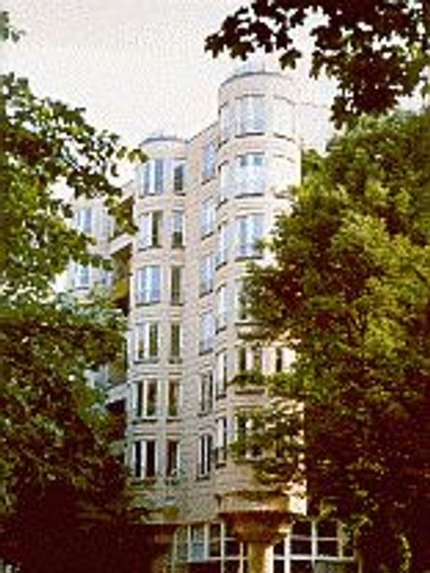 Wohn- und Geschäftshaus am Fasanenplatz, 2002, Foto: Ute Nitsch