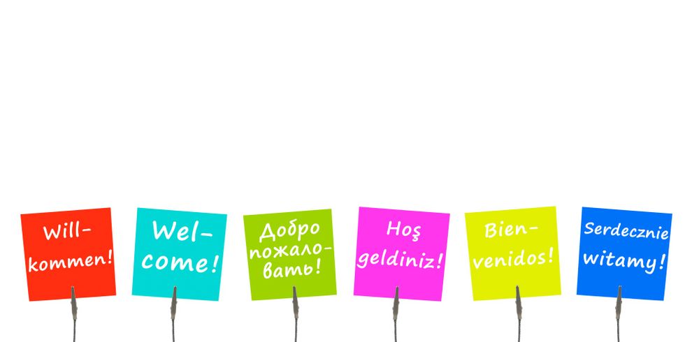 Willkommensschilder in verschiedenen Sprachen
