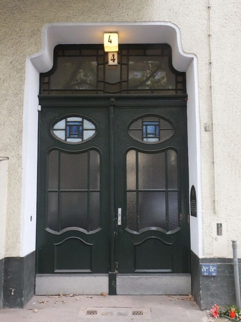 Hausansicht Detmolder Str. 4 (Bild: Stolpersteine-Initiative CW, H.-J. Hupka)