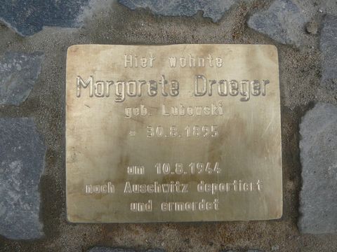 Denkstein für Margarete Draeger