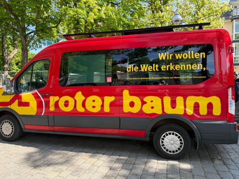 Der freie Träger „Roter Baum UG“ hat den mobilen Jugendtreff übernommen. (Bild: BA Reinickendorf)