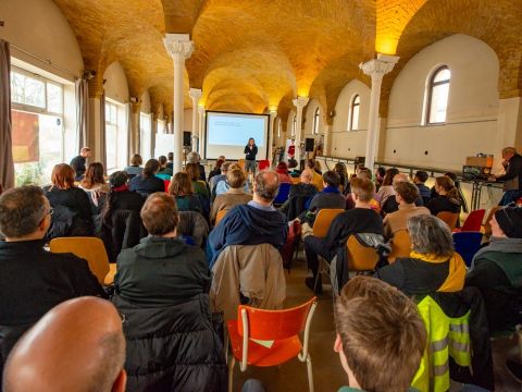 Mitarbeitende des Bezirksamtes beim Klimavisionswokshop