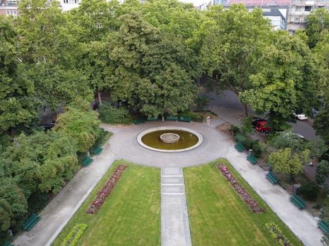 Ludwigkirchplatz, Grünanlage