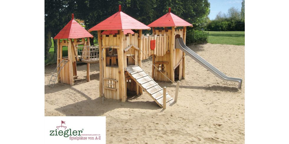 Spielplatzhäuschen aus Holz