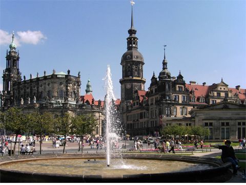 Dresden mit Schloss und Dom