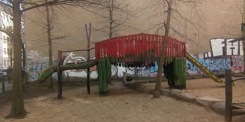 Spielplatz Waitzstrasse alt