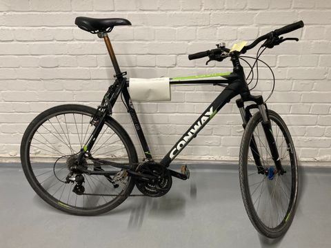 Schwarzes Herrenfahrrad