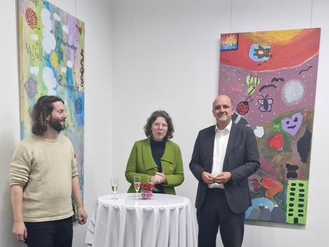 v.l.n.r.: Benedikt Stoll, ato GmbH, Stadträtin Korinna Stephan, Stephan Machulik, Staatssekretär für Wohnem, Senatsverwaltung für Stadtentwicklung, Bauen und Wohnen (Bild: BA Reinickendorf)