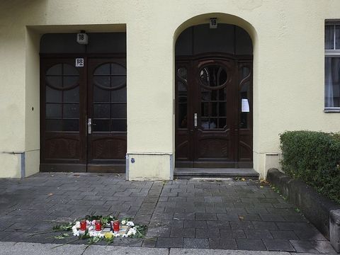 Hausansicht Mommsenstr. 18 (Bild: Stolpersteine-Initiative CW, Hupka)