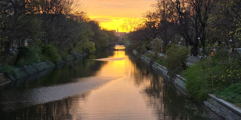 Sonnenuntergang vor dem Landwehrkanal