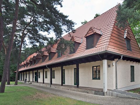 Kaserne Radelandstraße, ehem. Arbeiterstadt "Große Halle" (Bild: Landesdenkmalamt Berlin, Wolfgang Bittner)