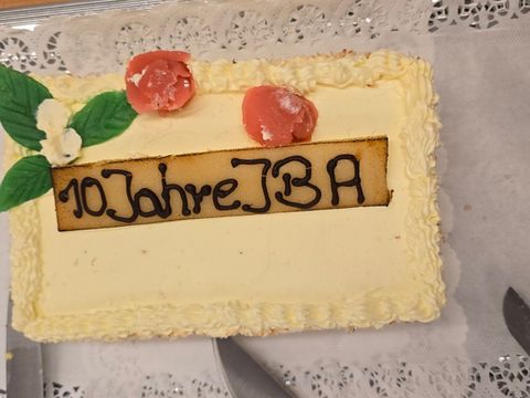 Kuchen zum 10-Jähringen Jubilärum der Jugendberufsagentur