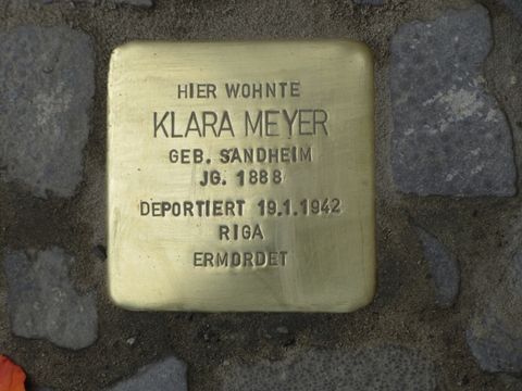 Stolperstein Klara Meyer, Foto: F. Siebold, Mai 2013