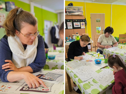 Zweiteiliges Bild - links: Frau beugt sich über einen Tisch und zeigt auf ein Papier; rechts ein Mädchen und zwei Frauen sitzen am Tisch und malen