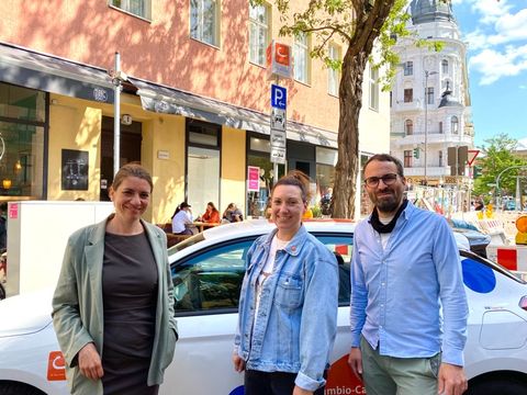 Von links nach rechts: Dr. Saskia Ellenbeck, Mailin Finke Branquinho und Dr. Benjamin Rabenstein bei der Eröffnung der Cambio-Station