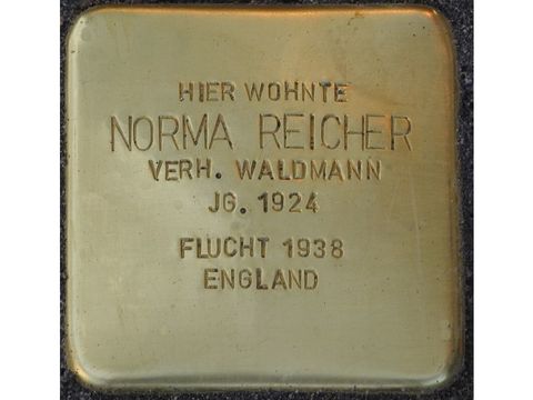 Stolperstein Norma Reicher (Bild: Stolpersteine-Initiative CW, Hupka)