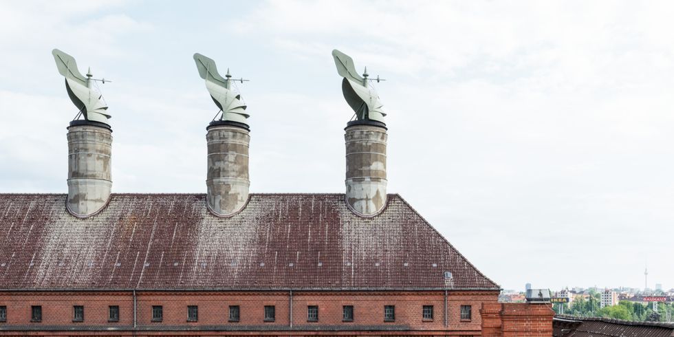 Die markanten Schornsteine der Schultheiss Mälzerei