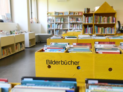 Kinderbibliothek im 1. Stock