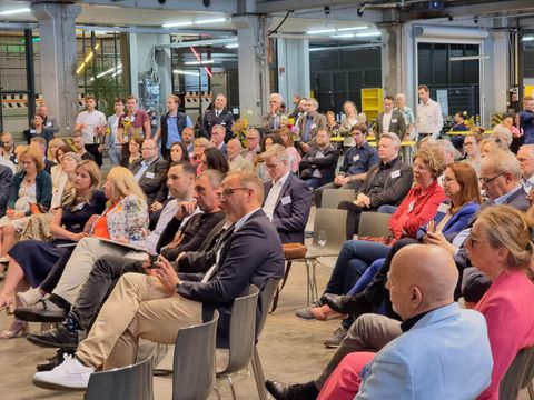 Früher Frachthalle, am 6. Juni Treffpunkt der Reinickendorfer Wirtschaft. (Bild: BA Rdf)