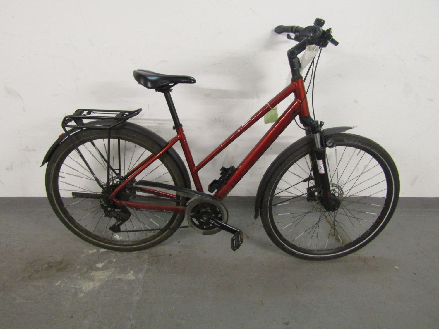 Rotes Damenfahrrad