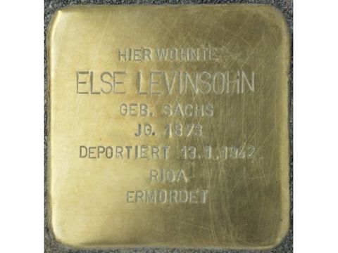 Stolperstein Else Levinsohn (Bild: Stolpersteine-Initiative CW, Hupka)