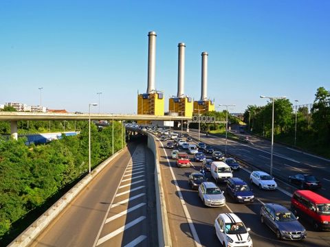 Bundesautobahn A 100 und Kraftwerk Wilmersdorf, 6.7.2013