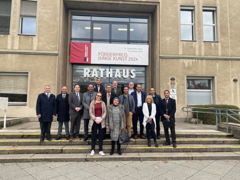 Delegation der tunesischen Polizei besucht Bürgeramt in Reinickendorf (Bild: BA Reinickendorf)