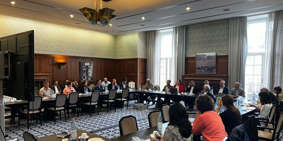 Dialogforum „Interkommunaler Dialog für gesellschaftlichen Zusammenhalt“ im Rathaus Schöneberg