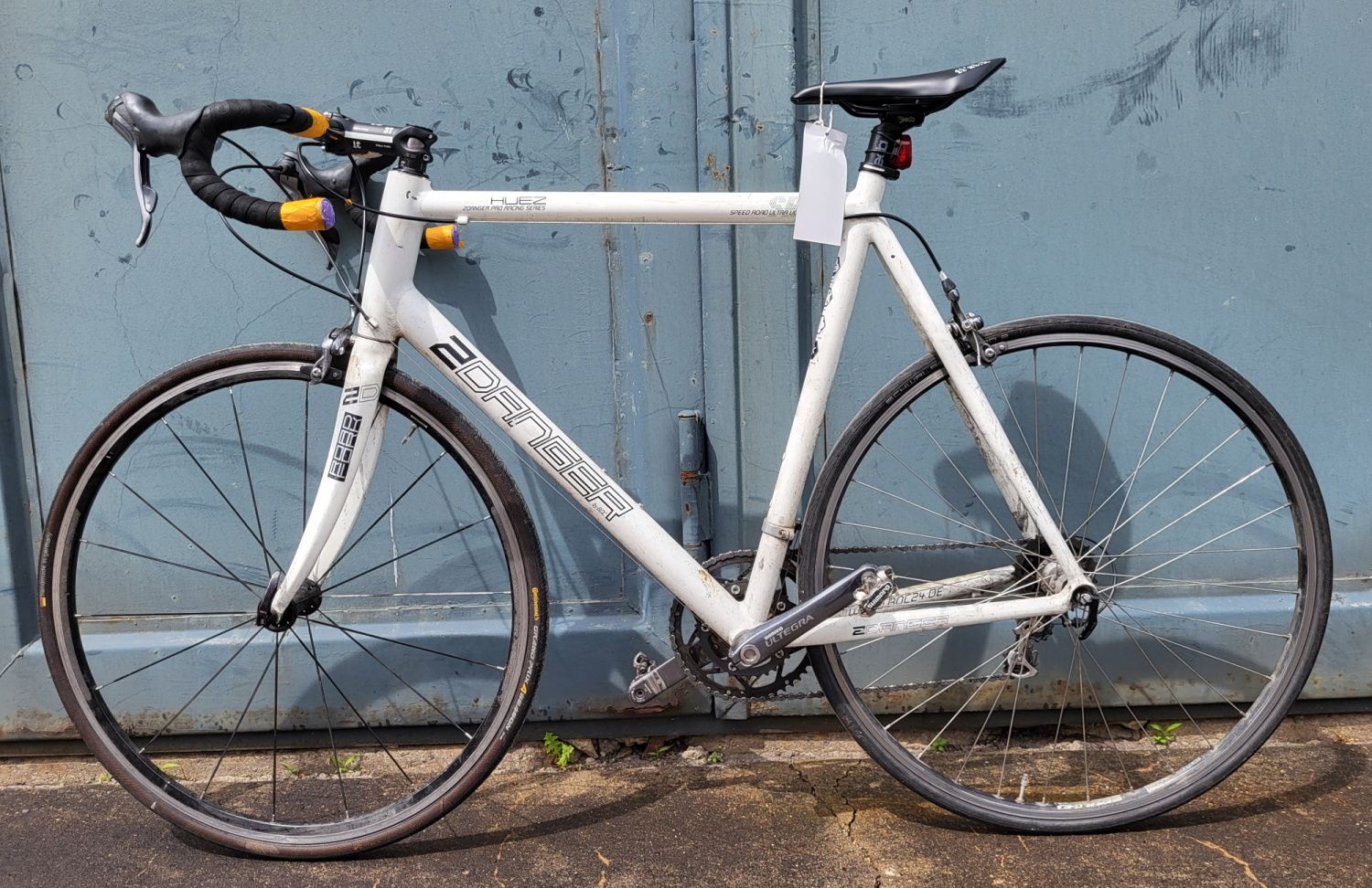 Weißes Fahrrad