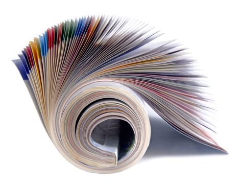 Zeitschrift aufgeblättert