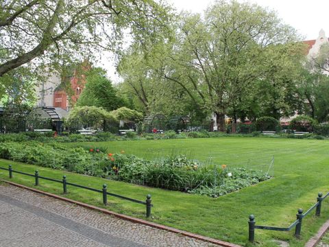 Savignyplatz (Bild: BA-CW, Beck und Köhler)